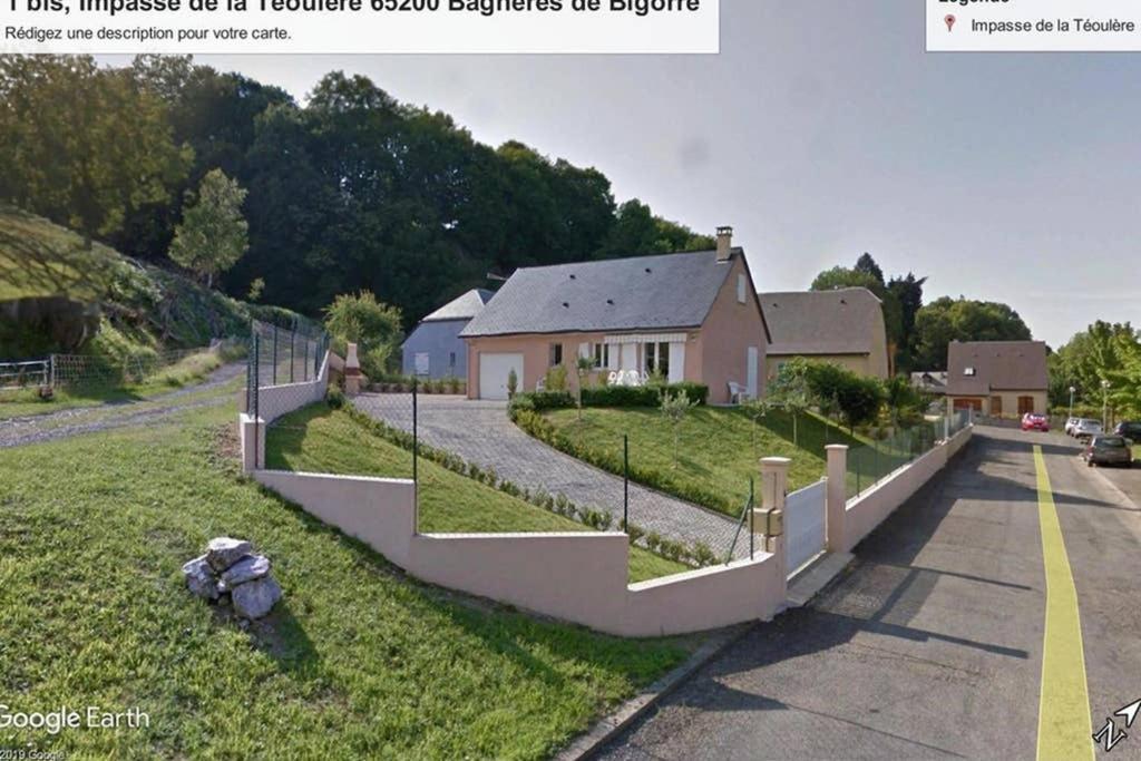 Petite Maison Aux Abords De Bagneres De Bigorre Exteriör bild